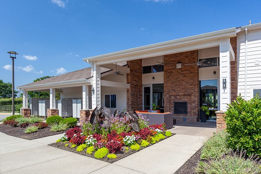 Kinsley Forest Apartments, 5400 N Summit Street, Kansas City, MO RentCafe